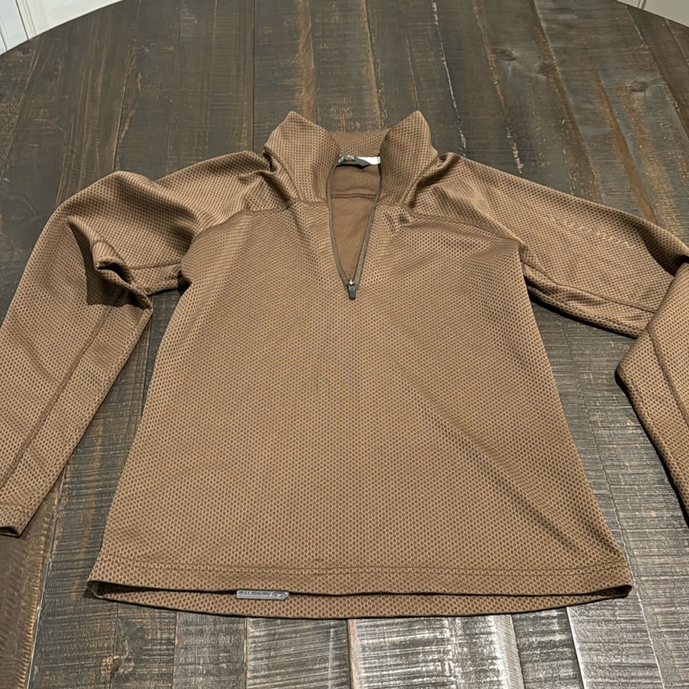 Solomon brown small pullover